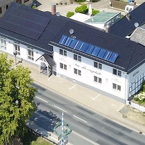 Hotel Garni - Am Rosenplatz,24 Stunden Check in, kostenfreie Parkplätze